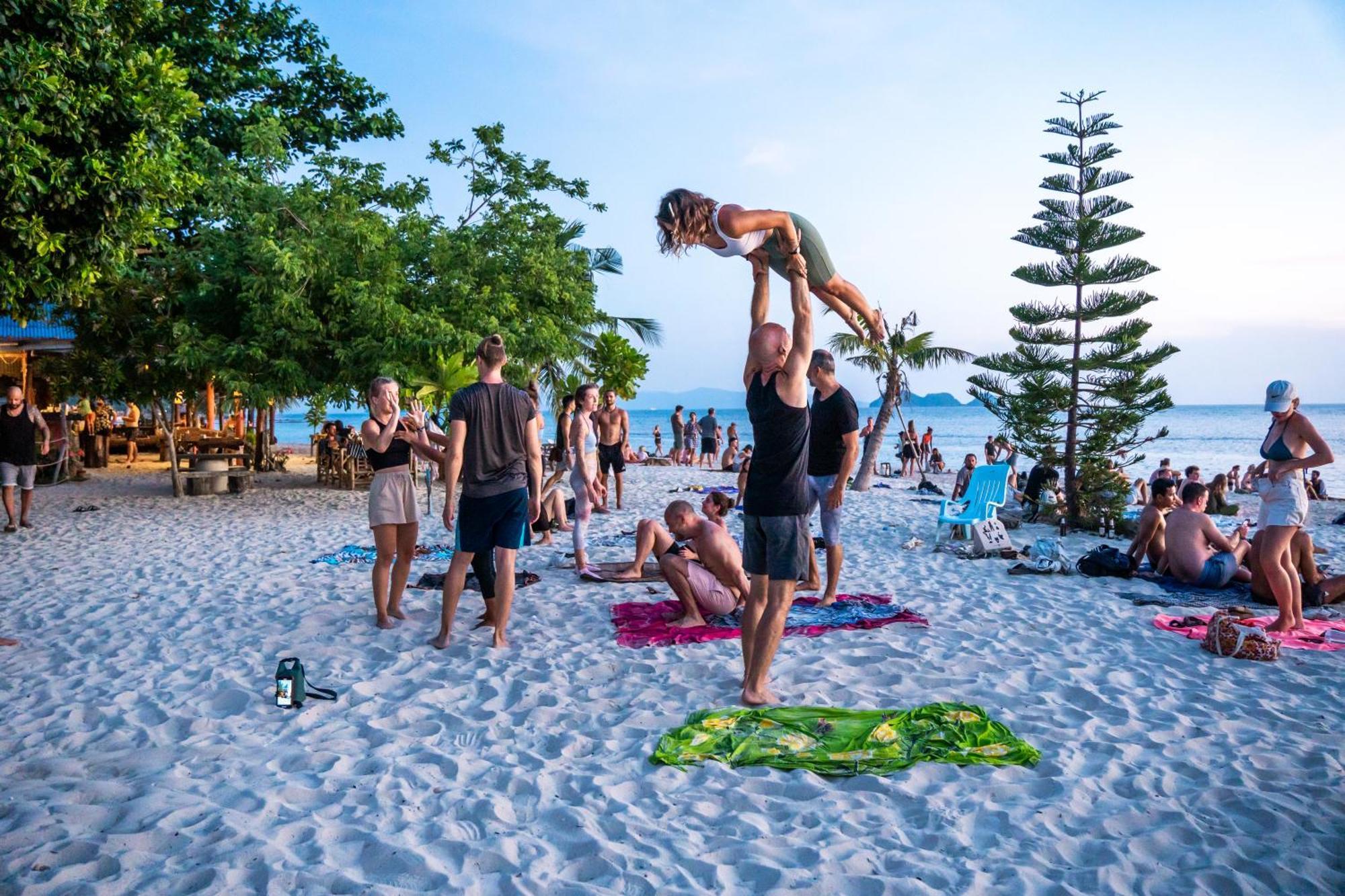 Bodega Koh Pha Ngan Beach Thong Sala Exterior foto